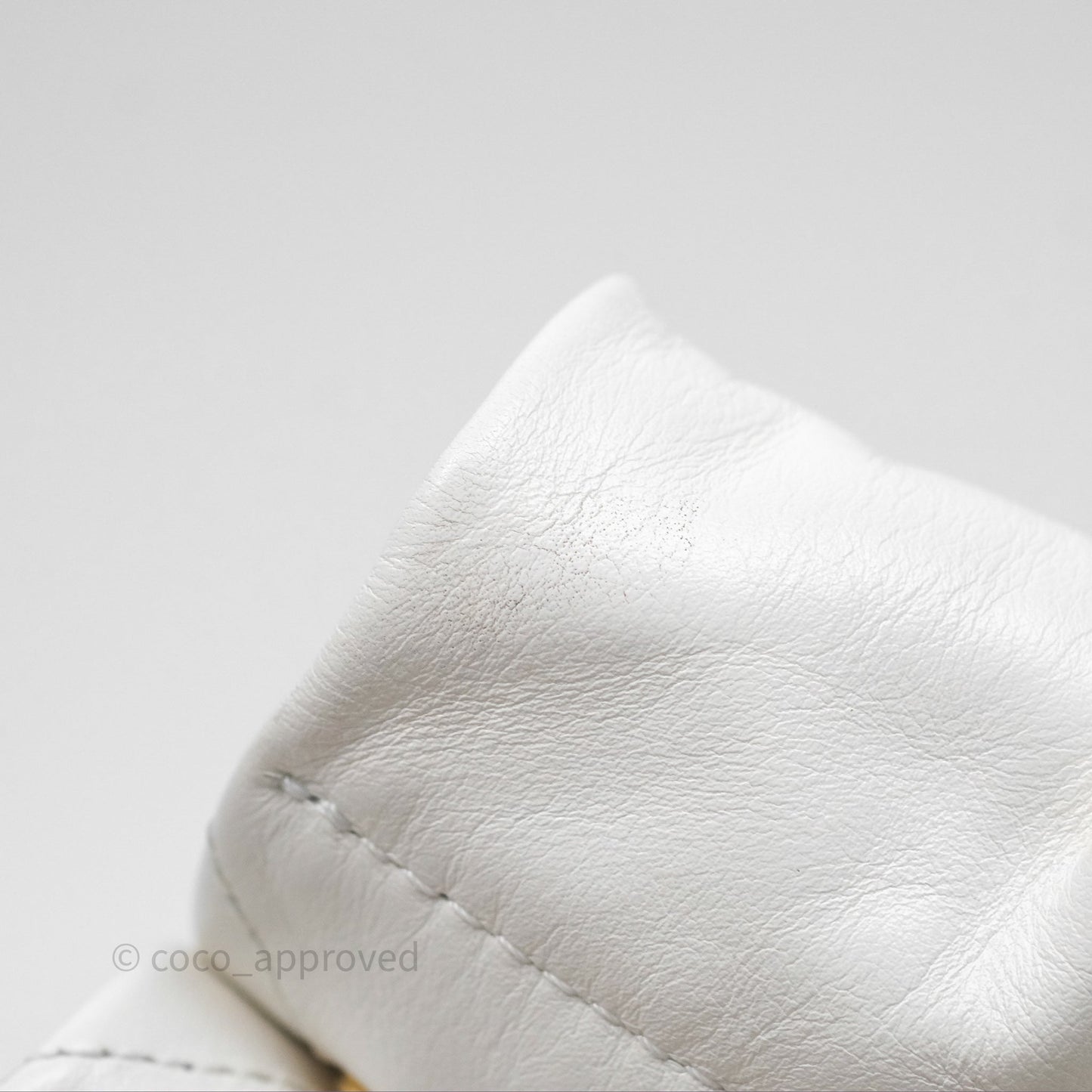 Chanel 22 Small White Shiny Calfskin Aged Gold Hardware