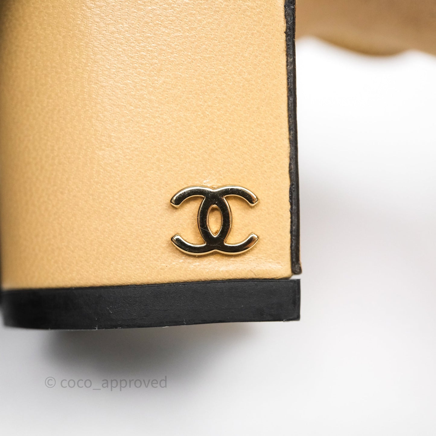 Chanel Classic Slingback Beige Black Leather Size 37
