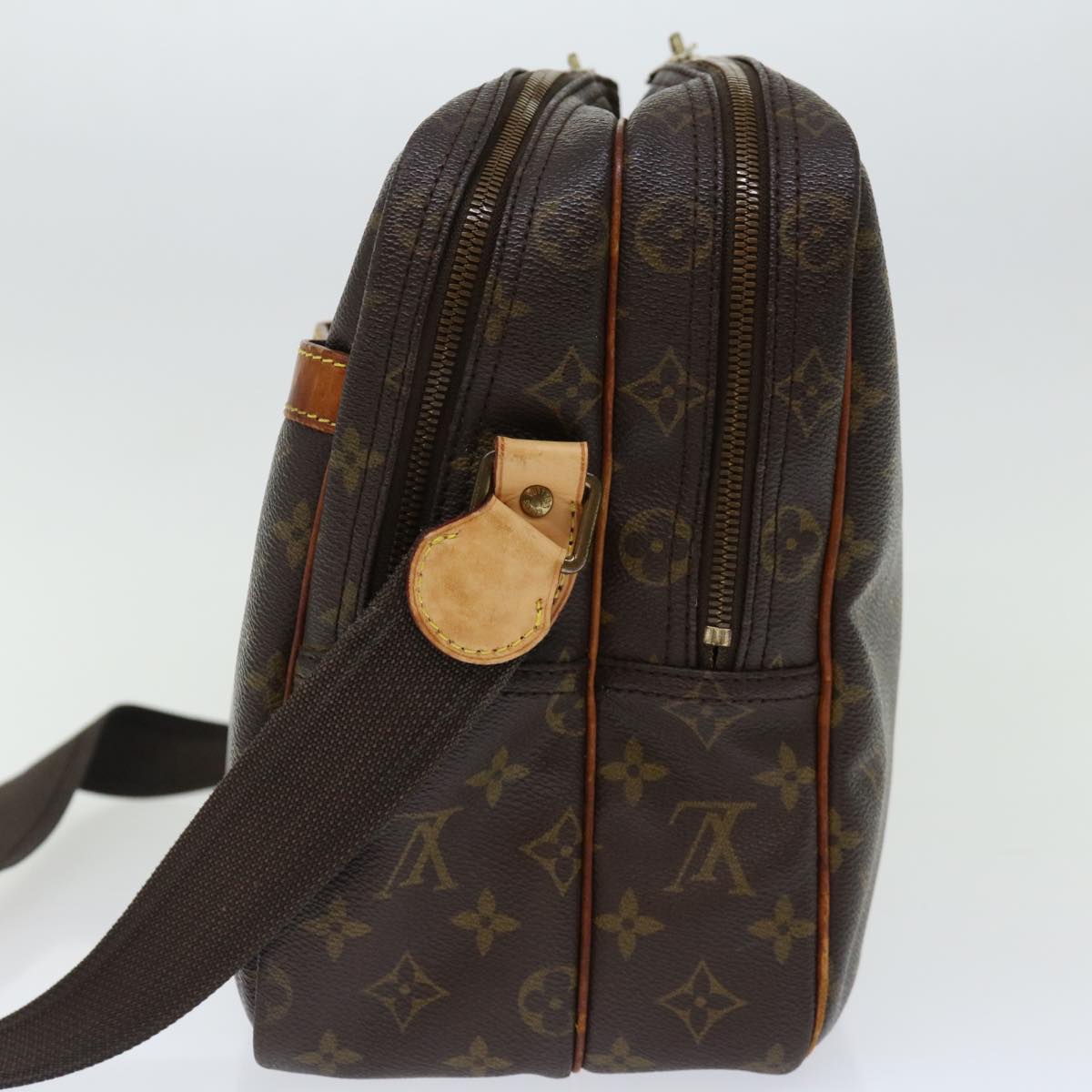 LOUIS VUITTON Monogram Reporter GM Shoulder Bag M45252 LV 70787