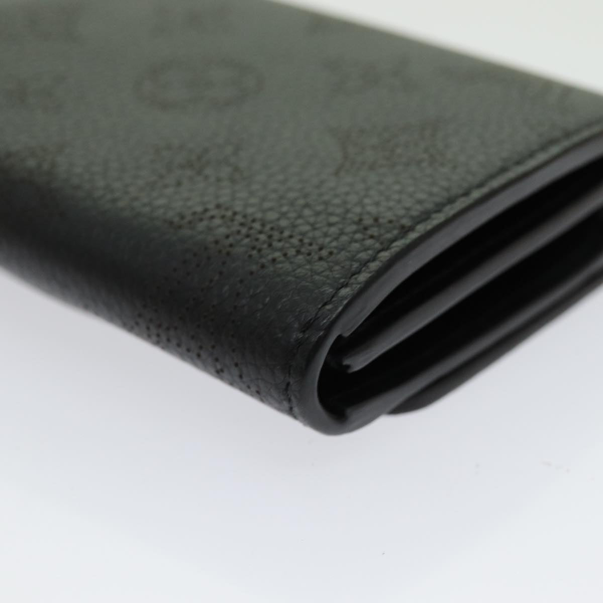 LOUIS VUITTON Mahina Portefeuille Iris Compact Wallet Noir M62540 LV 70838A