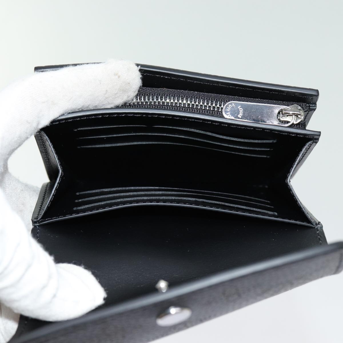 LOUIS VUITTON Mahina Portefeuille Iris Compact Wallet Noir M62540 LV 70838A