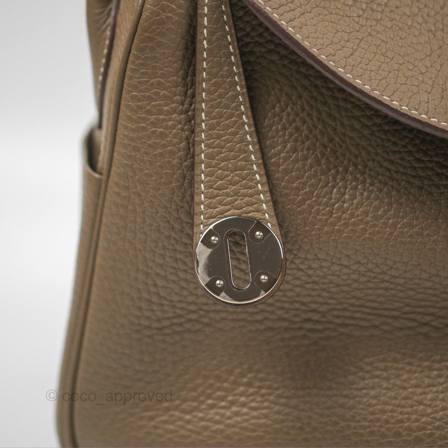 Hermès Lindy 26 Etoupe Clemence Palladium Hardware