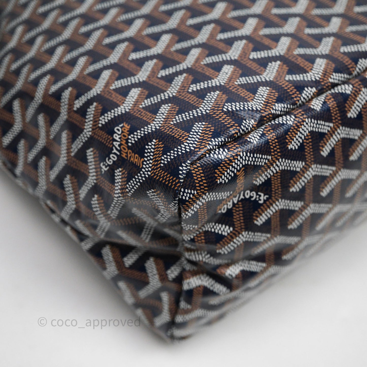 Goyard Bohème Hobo Bag Navy Goyardine Canvas