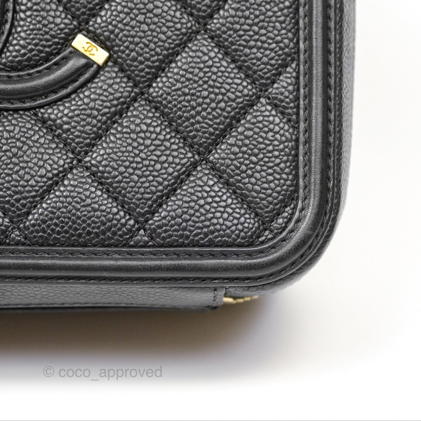 Chanel Quilted Medium CC Filigree Vanity Case Black Caviar Gold Hardware