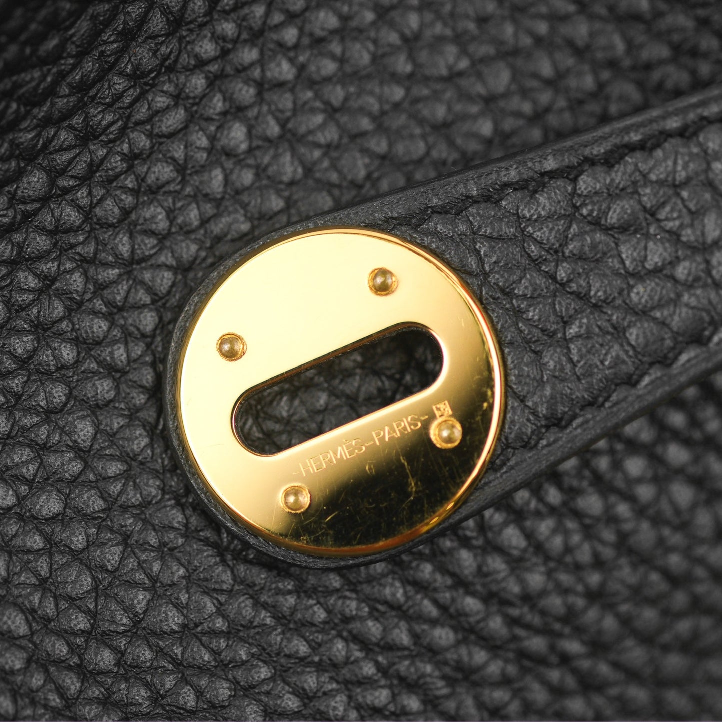 Hermès Lindy 26 Black Clemence Gold Hardware