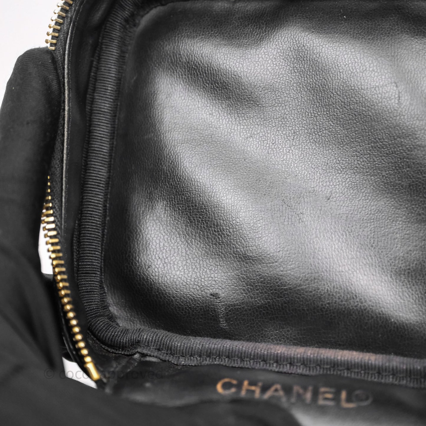 Chanel Vintage Vanity Case Black Caviar Gold Hardware