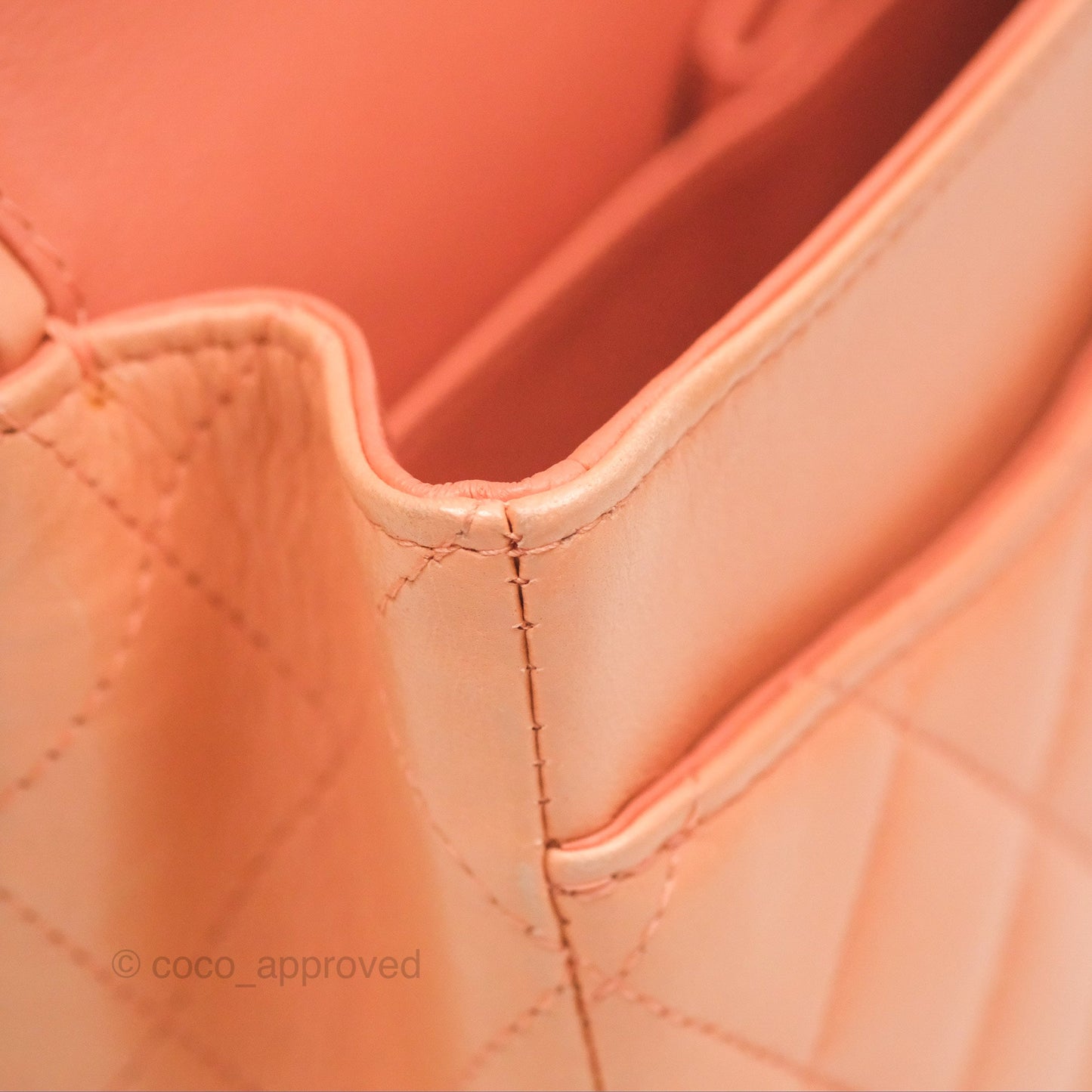 Chanel Classic M/L Medium Flap Quilted Peach Lambskin Gold Hardware