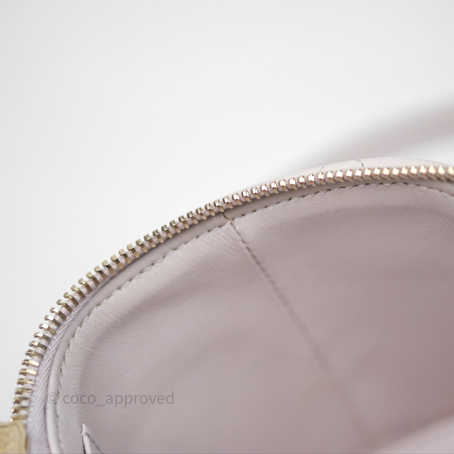 Chanel Trendy CC Vanity Case Lilac Lambskin Gold Hardware