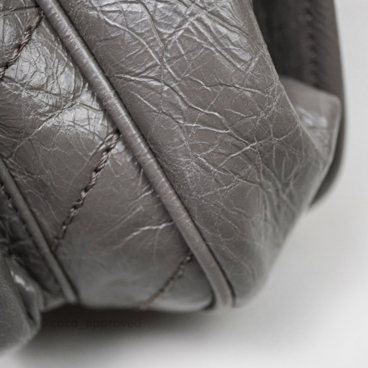 Saint Laurent Medium Niki Chain Bag Crinkled Calfskin Grey