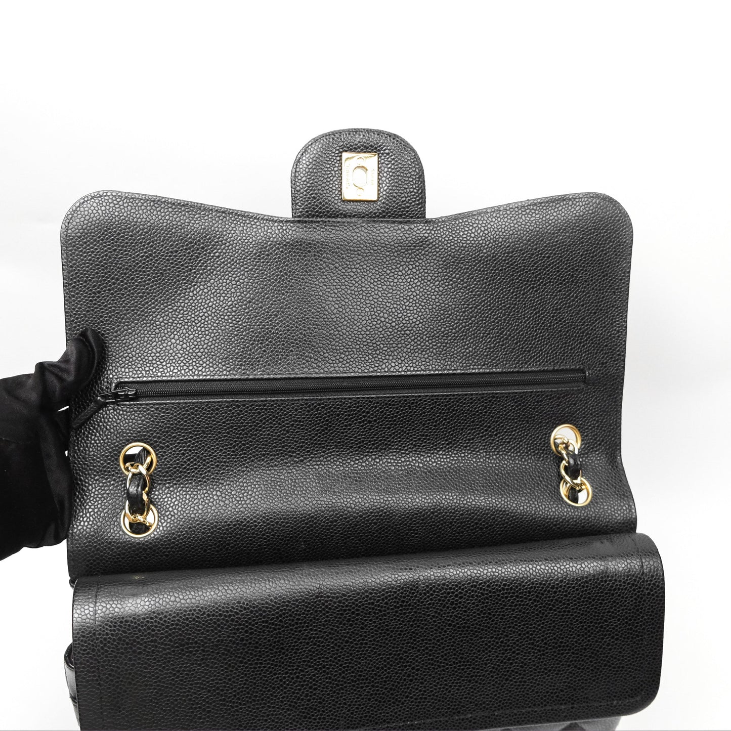 Chanel Jumbo Double Flap Quilted Black Caviar Gold Hardware⁣⁣