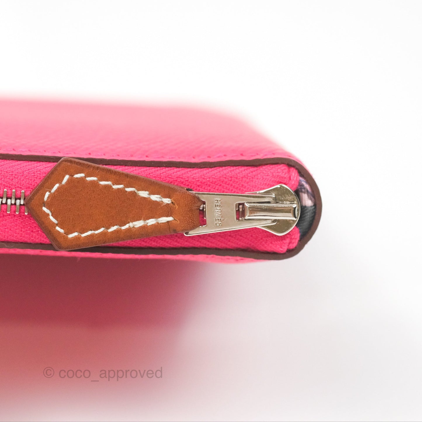 Hermès Silk In Compact Wallet Rose Extreme/ Colvert Epsom