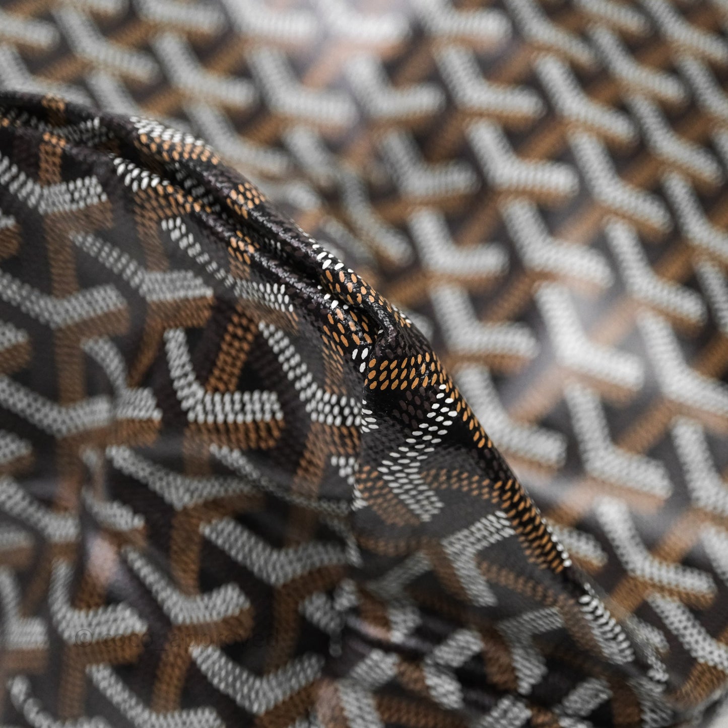 Goyard St Louis Tote PM Tan Black