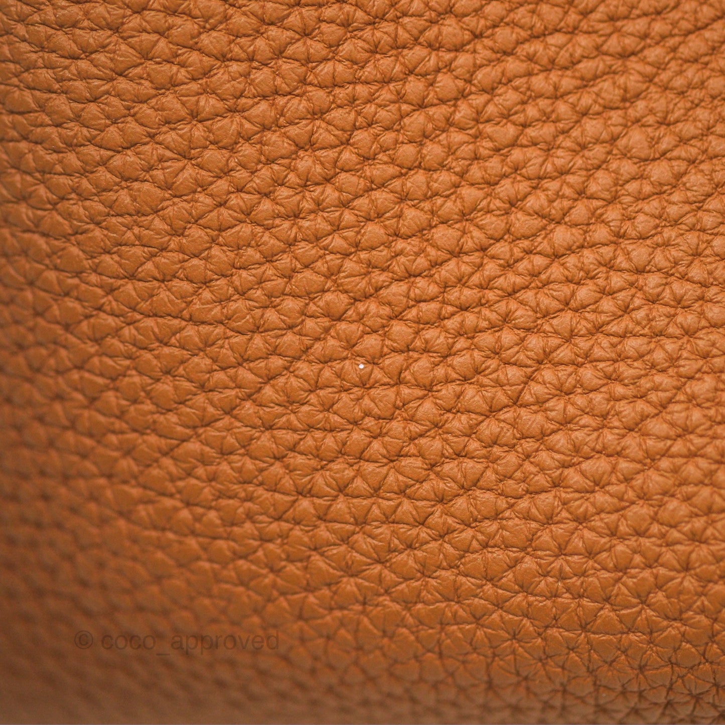Hermès Retourne Kelly 28 Gold Togo Gold Hardware