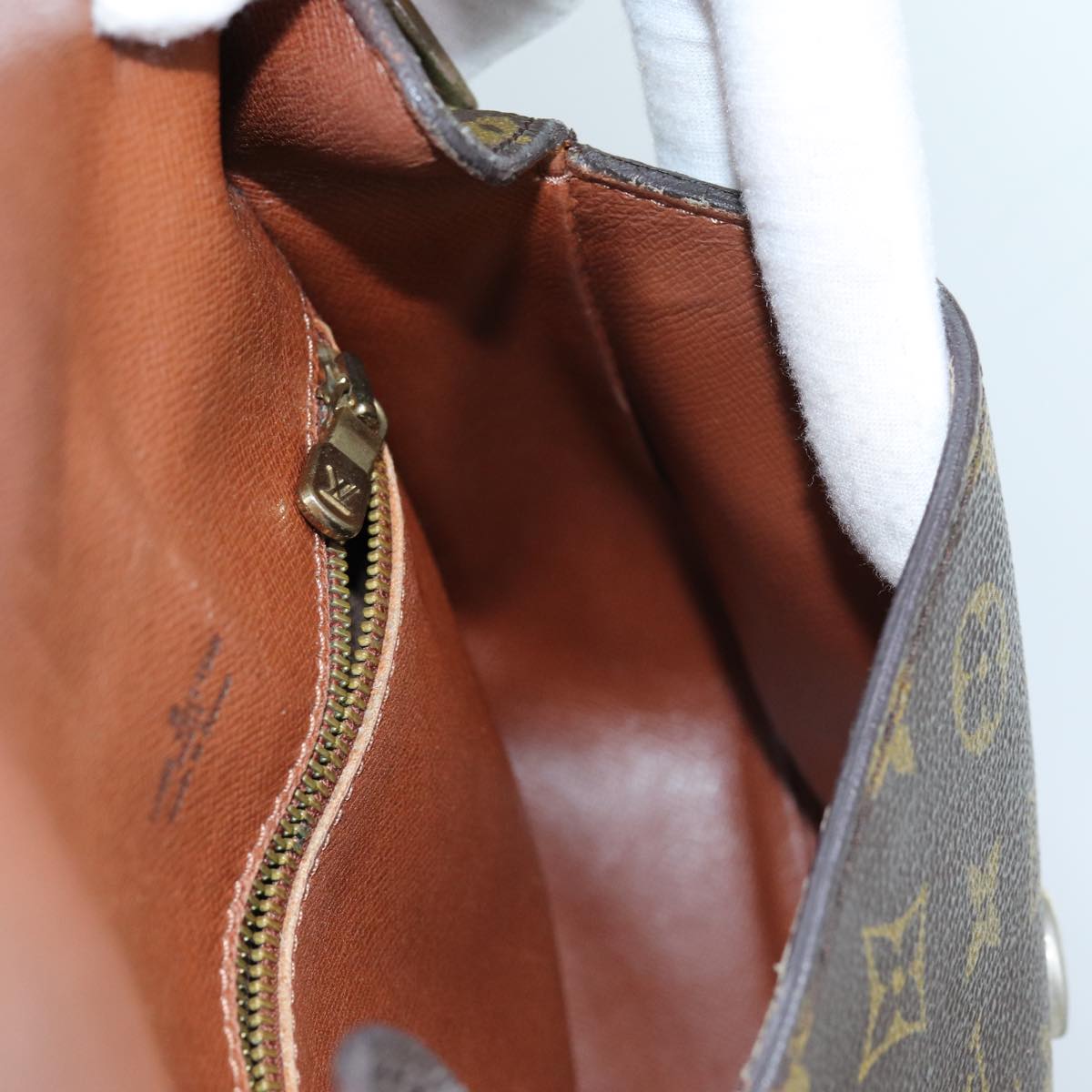 LOUIS VUITTON Monogram Saint Cloud MM Shoulder Bag M51243 LV 71218