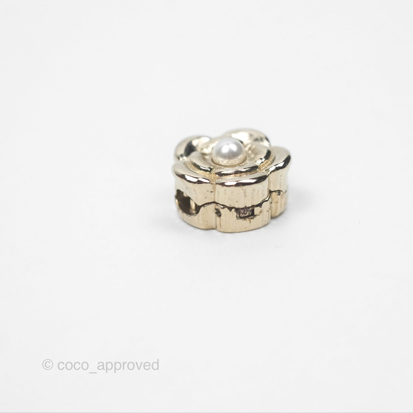 Chanel Magnetic Hair Accessory Hair Clip Set Gold Tone 22P