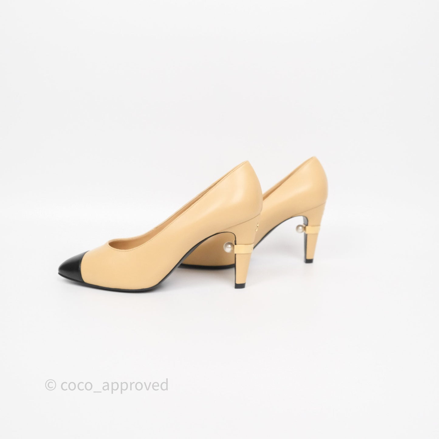 Chanel Beige Toe Pointed Black Pump Heels With Pearl Size 36.5C