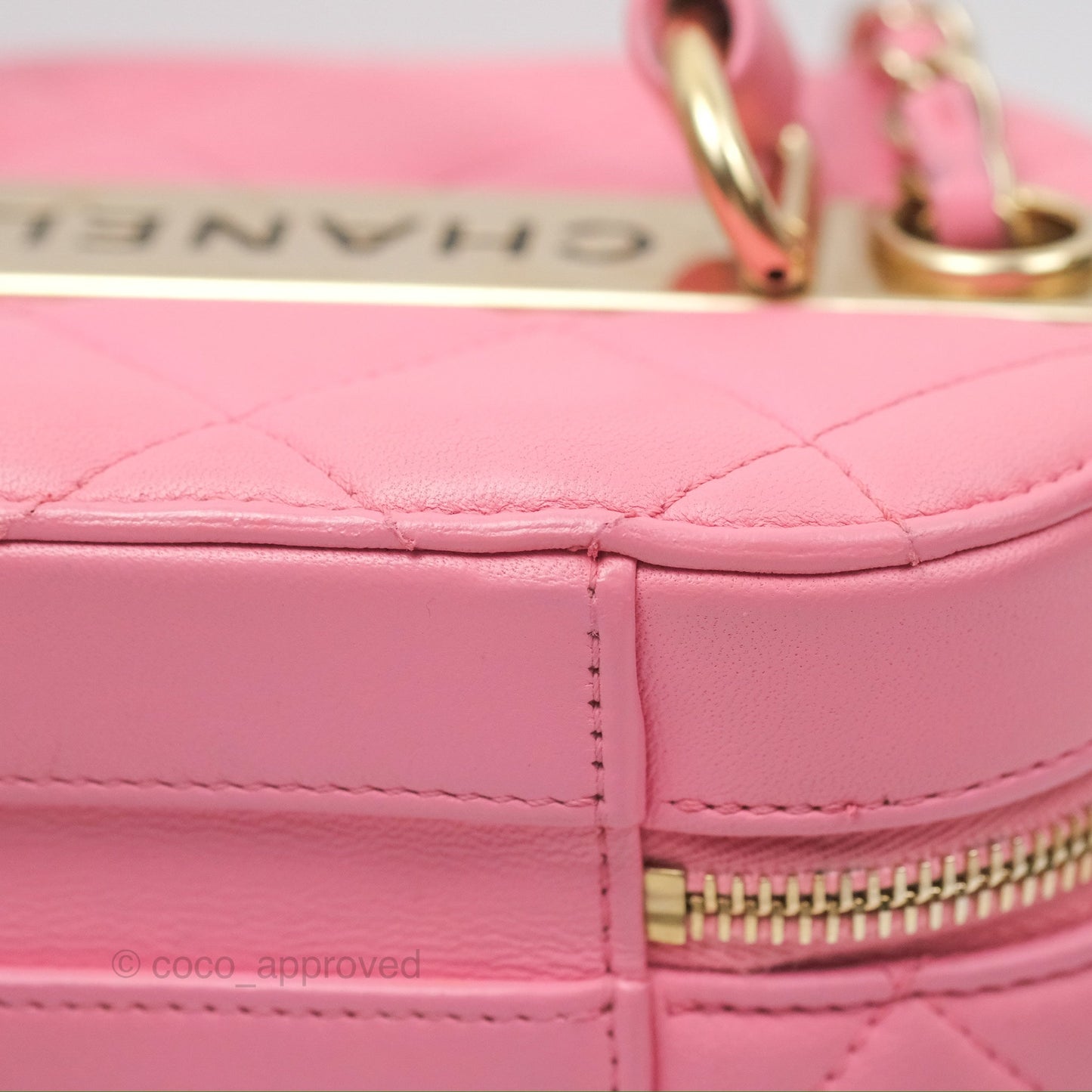 Chanel Small Quilted Top Handle Vanity Case Pink Lambskin Gold Hardware