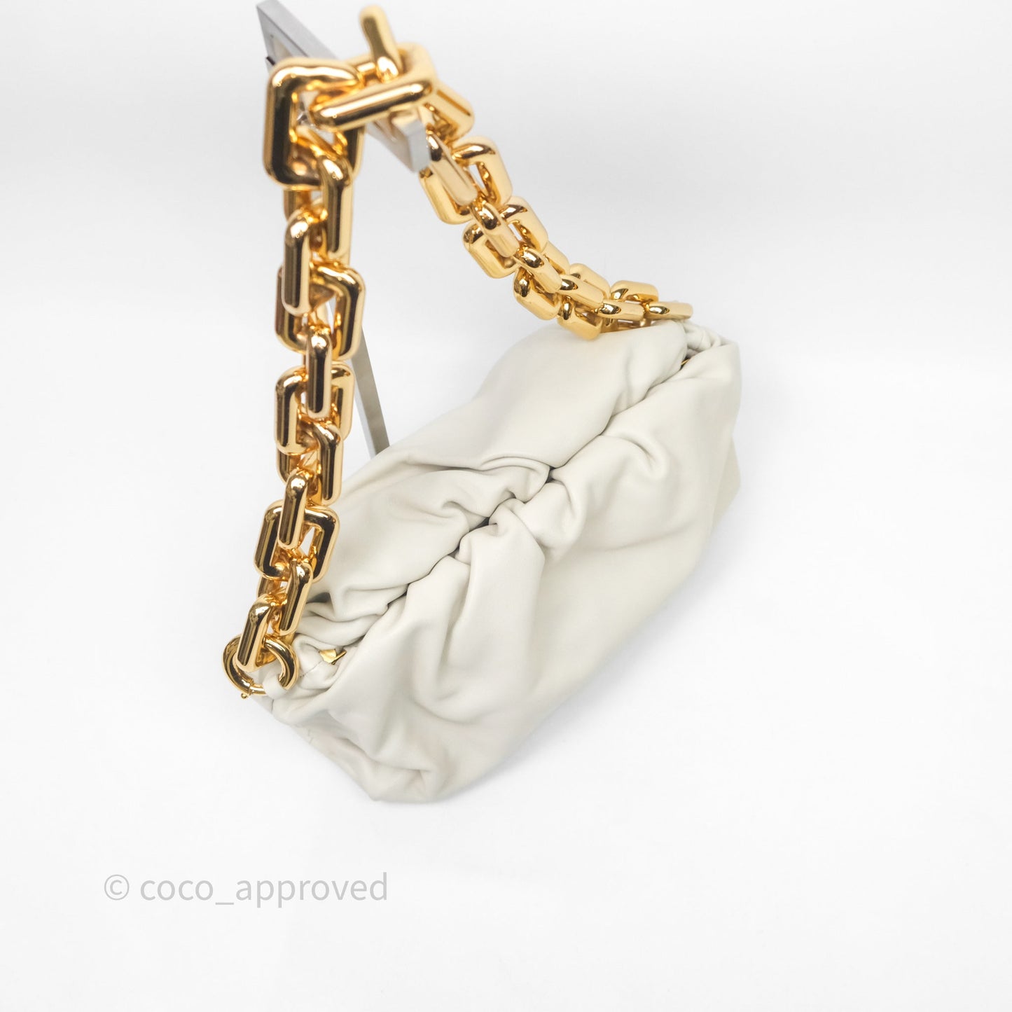 Bottega Veneta Chain Pouch Plaster Calfskin