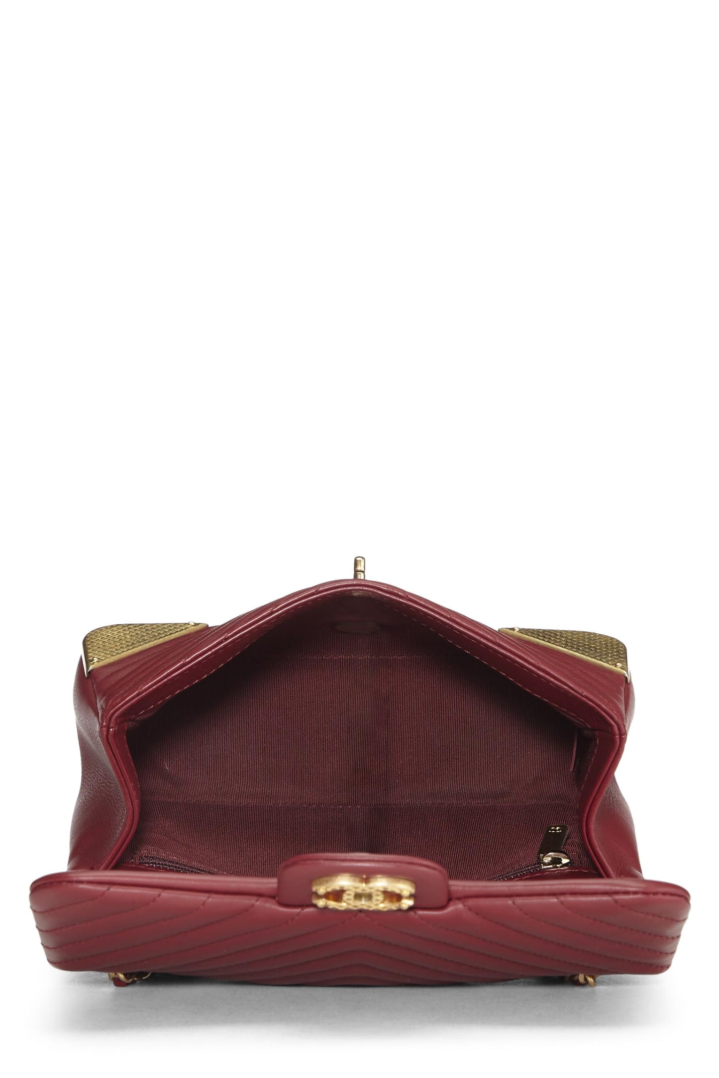 Chanel,  Paris-Cosmopolite Red Chevron Lambskin Rock the Corner Flap Bag Small, Red