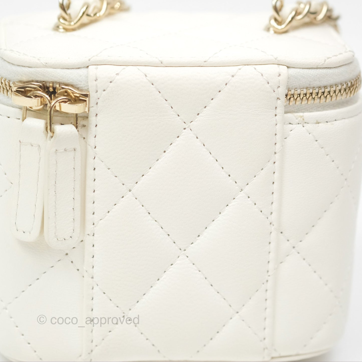 Chanel Mini Ball Crush Vanity With Chain White Lambskin Gold Hardware