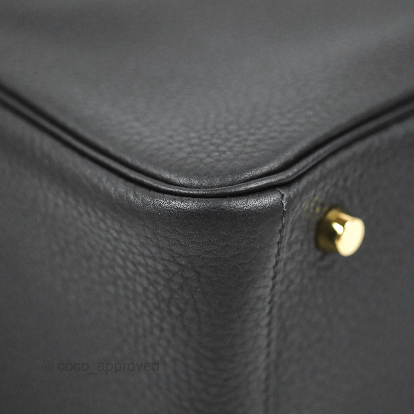 Hermès Lindy 26 Black Clemence Gold Hardware
