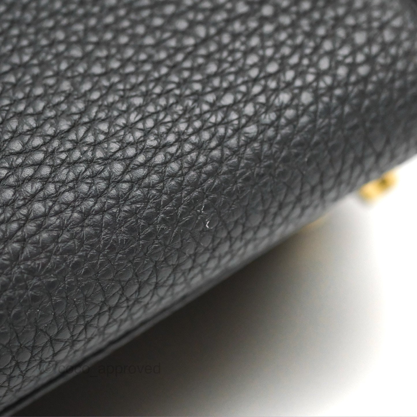 Hermès Retourne Kelly 28 Black Togo Gold Hardware