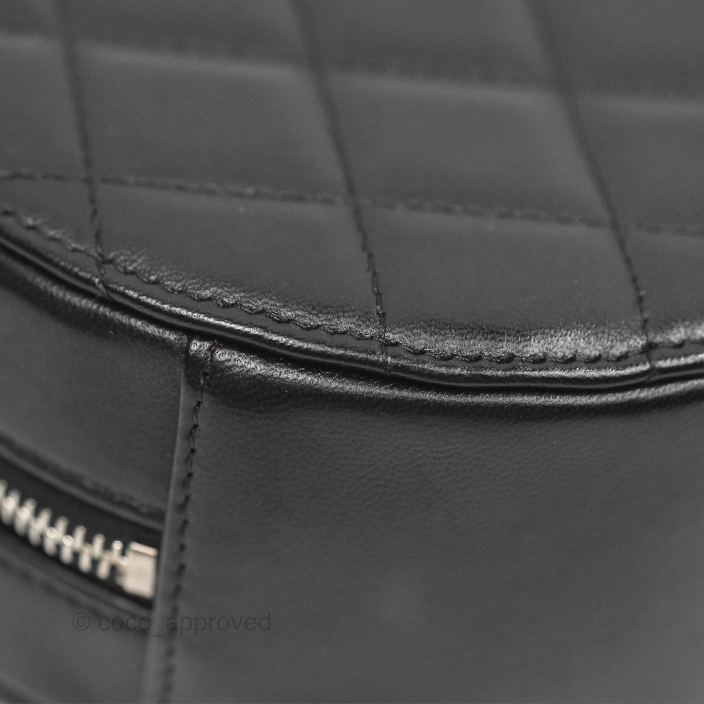 Chanel Classic Quilted Round Clutch With Chain Black Lambskin Silver Hardware