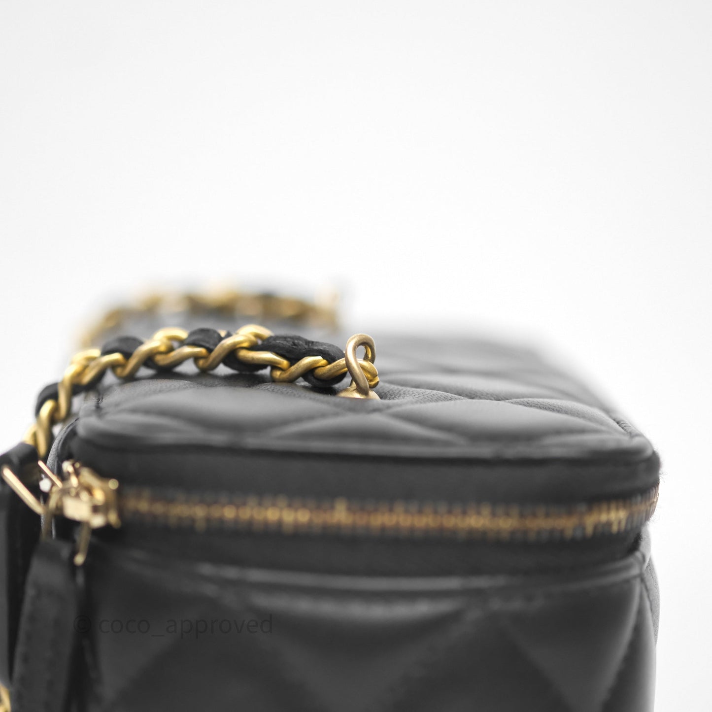 Chanel Vanity With Pearl Crush Chain Black Lambskin Aged Gold Hardware