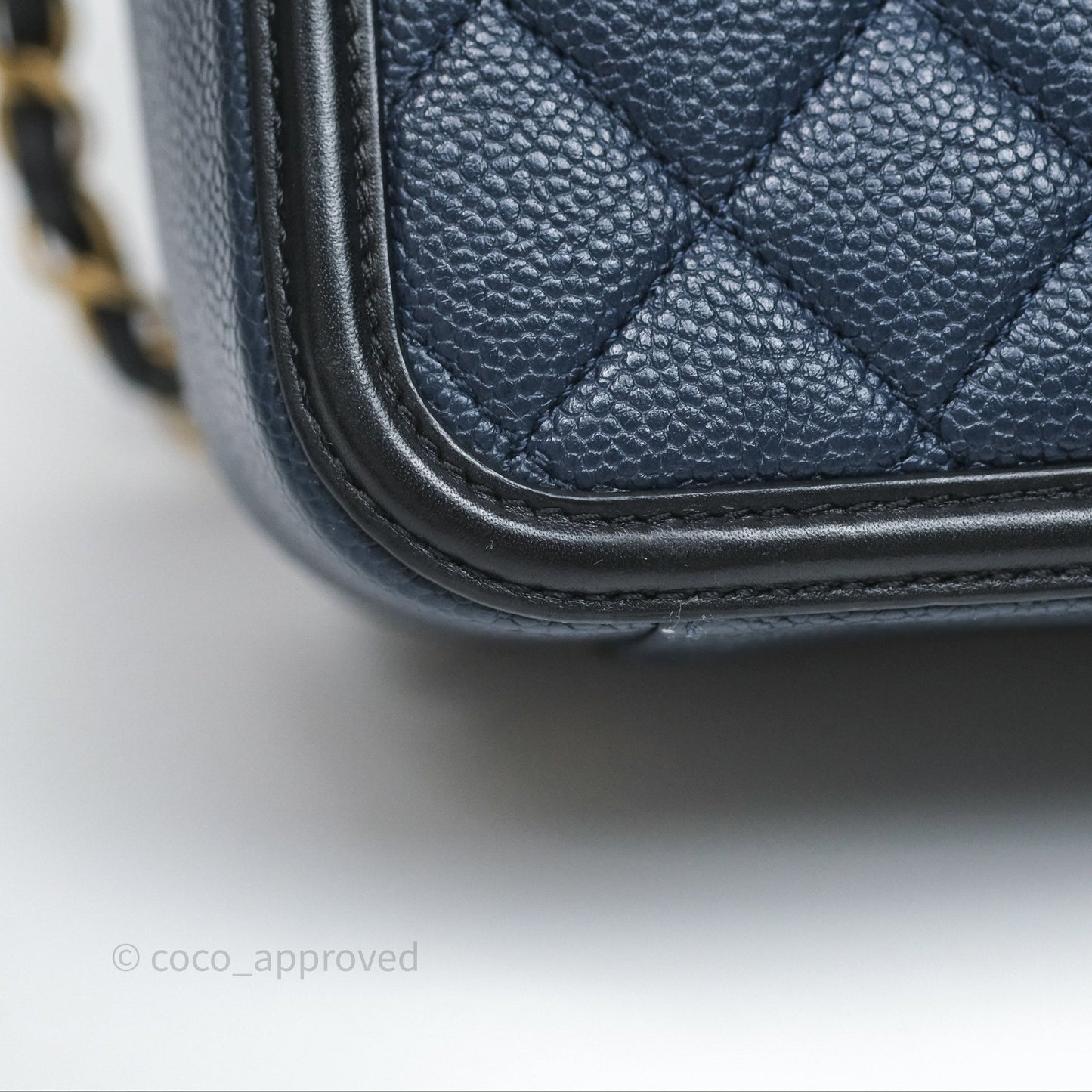Chanel Quilted Medium CC Filigree Vanity Case Dark Navy Caviar Gold Hardware