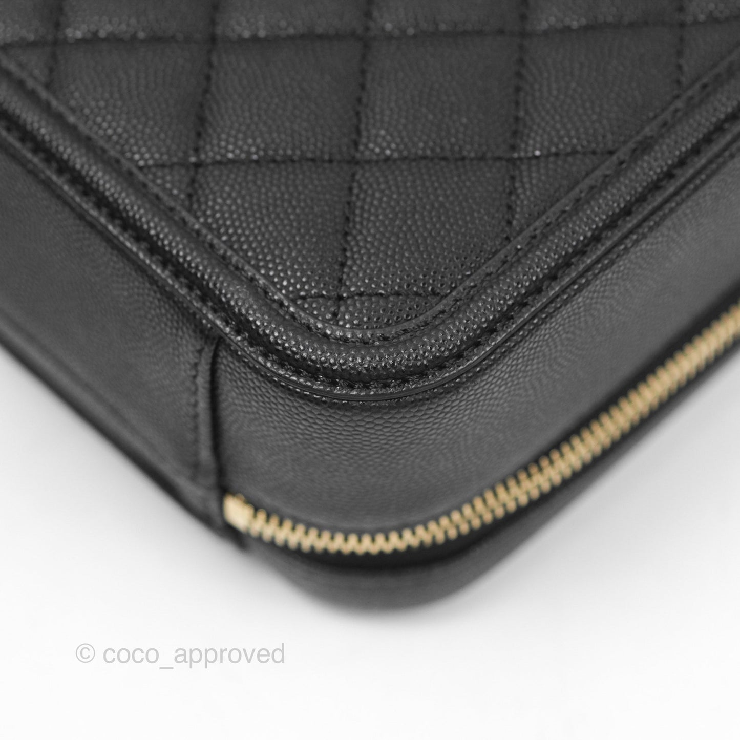 Chanel Quilted Medium CC Filigree Vanity Case Black Caviar Gold Hardware