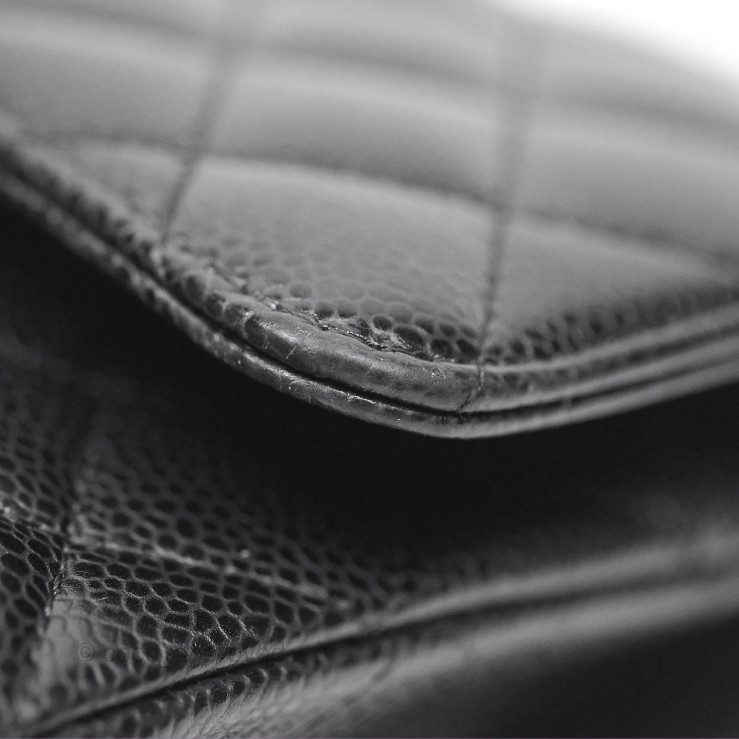 Chanel Classic M/L Medium Flap Quilted Black Caviar Silver Hardware