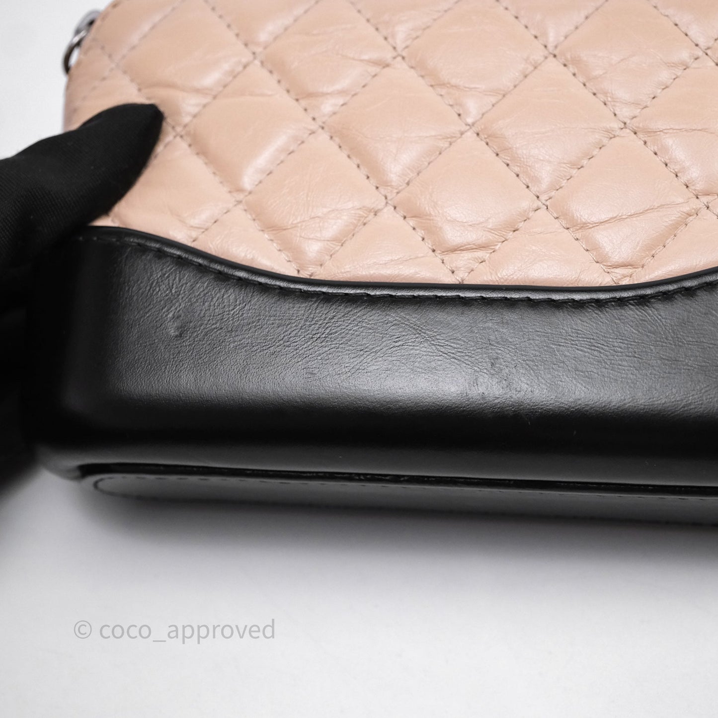 Chanel Gabrielle Clutch With Chain Aged Calfskin Black Beige Mixed Hardware
