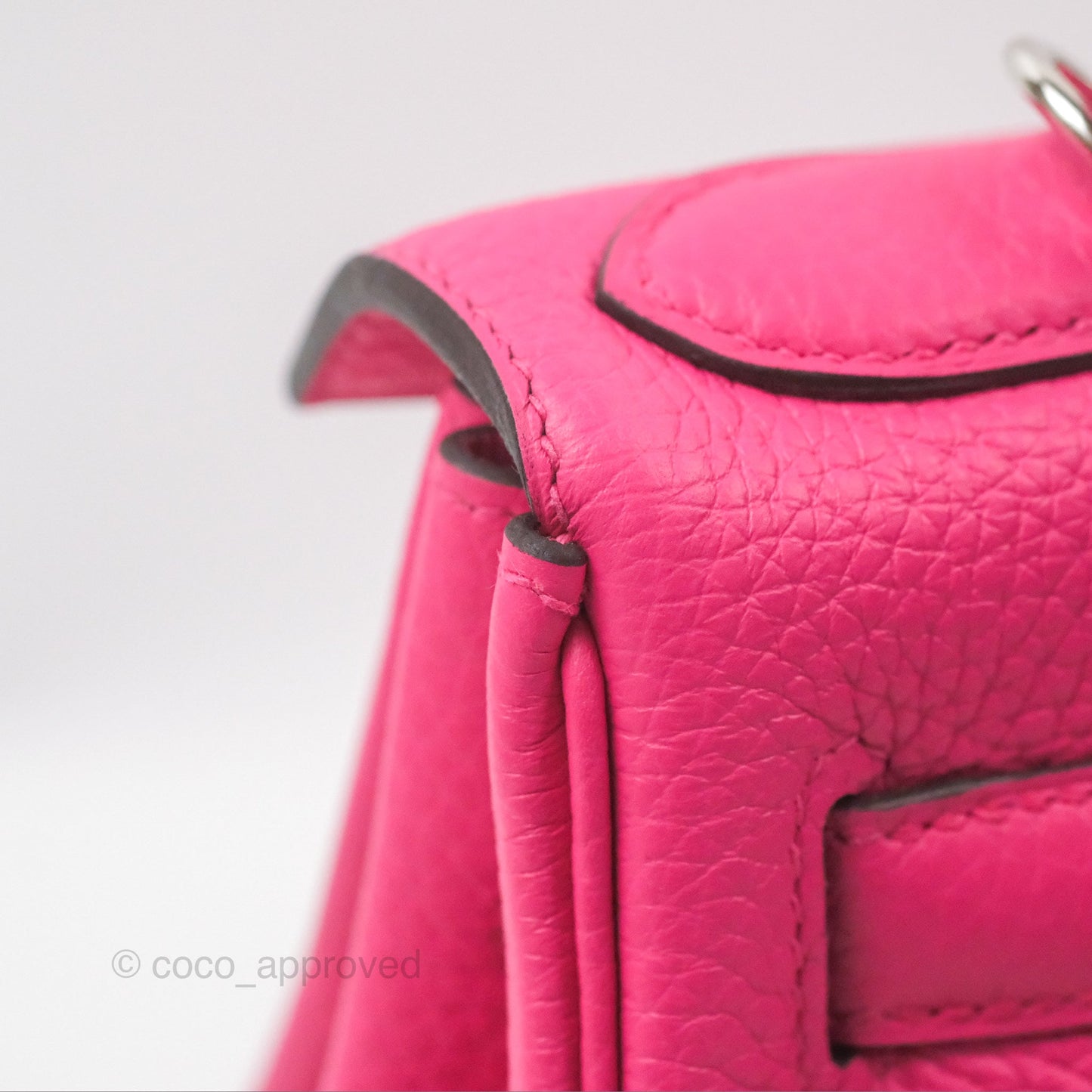 Hermès Retourne Kelly 28 Rose Shocking Clemence Palladium Hardware