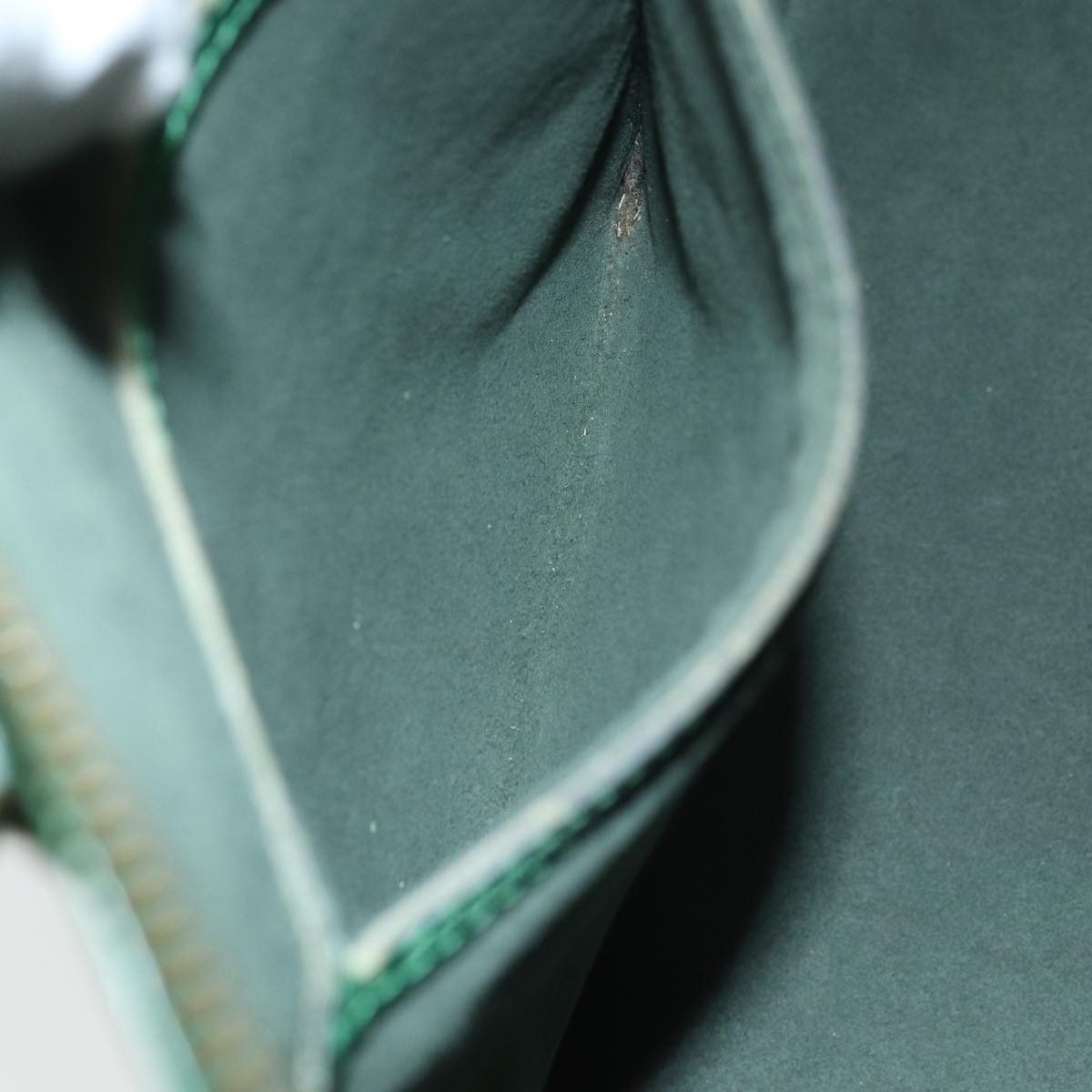 LOUIS VUITTON Epi Alma Hand Bag Borneo Green M52144 LV 72224