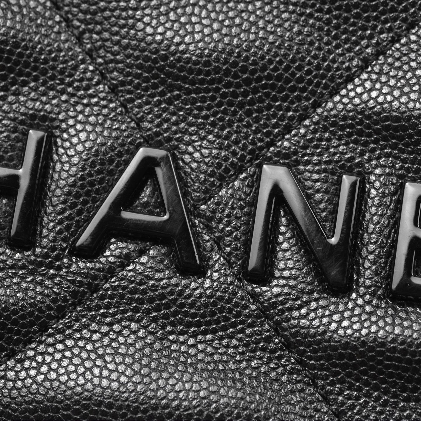 Chanel 22 Small Black Shiny Caviar Aged Gold Hardware