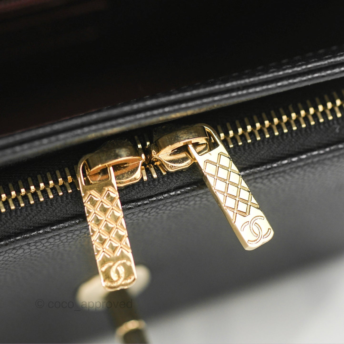Chanel Quilted Medium Business Affinity Flap Black Caviar Gold Hardware