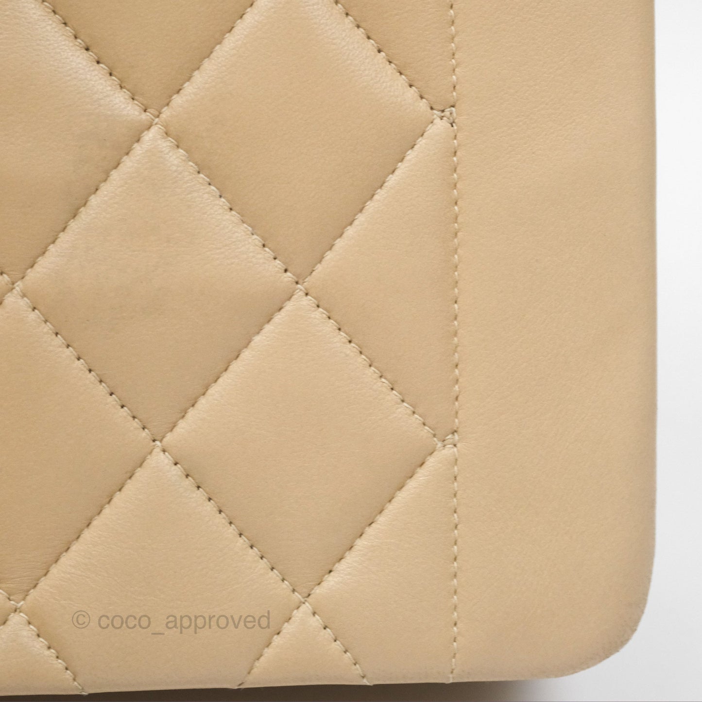 Chanel Vintage Small Quilted Classic Diana Flap Bag Beige Lambskin 24K Gold Hardware