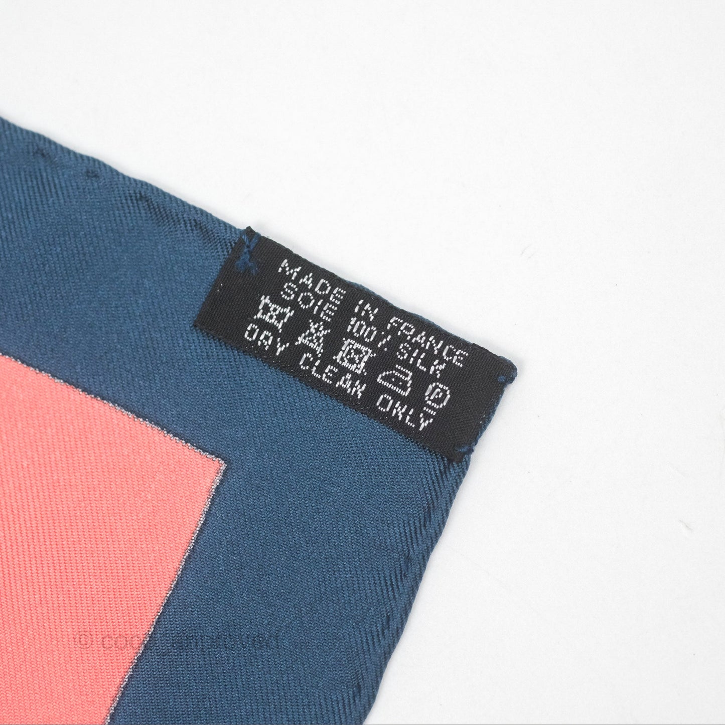 Hermès Etude Pour un Iris Arc-en-Ciel Silk Scarf 90