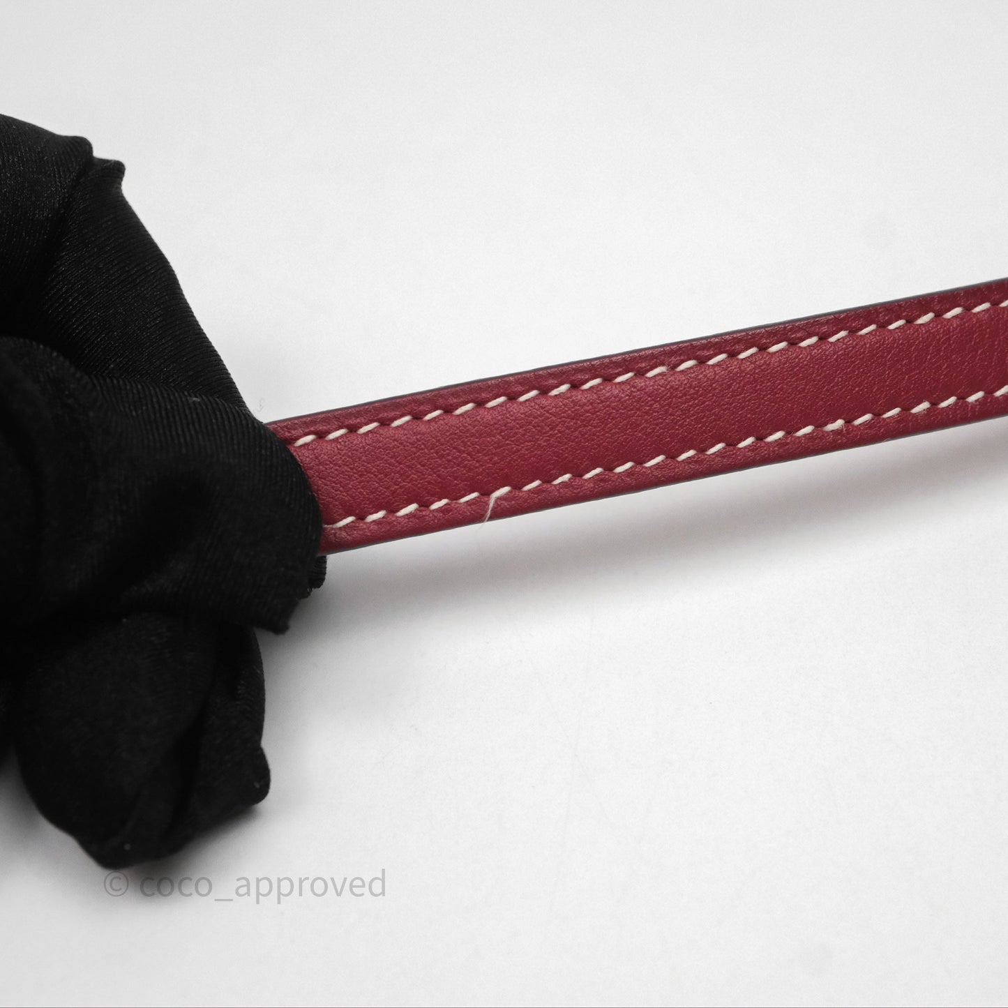 Hermès Halzan 22 Mini Rouge Grenat K1 Swift Palladium Hardware