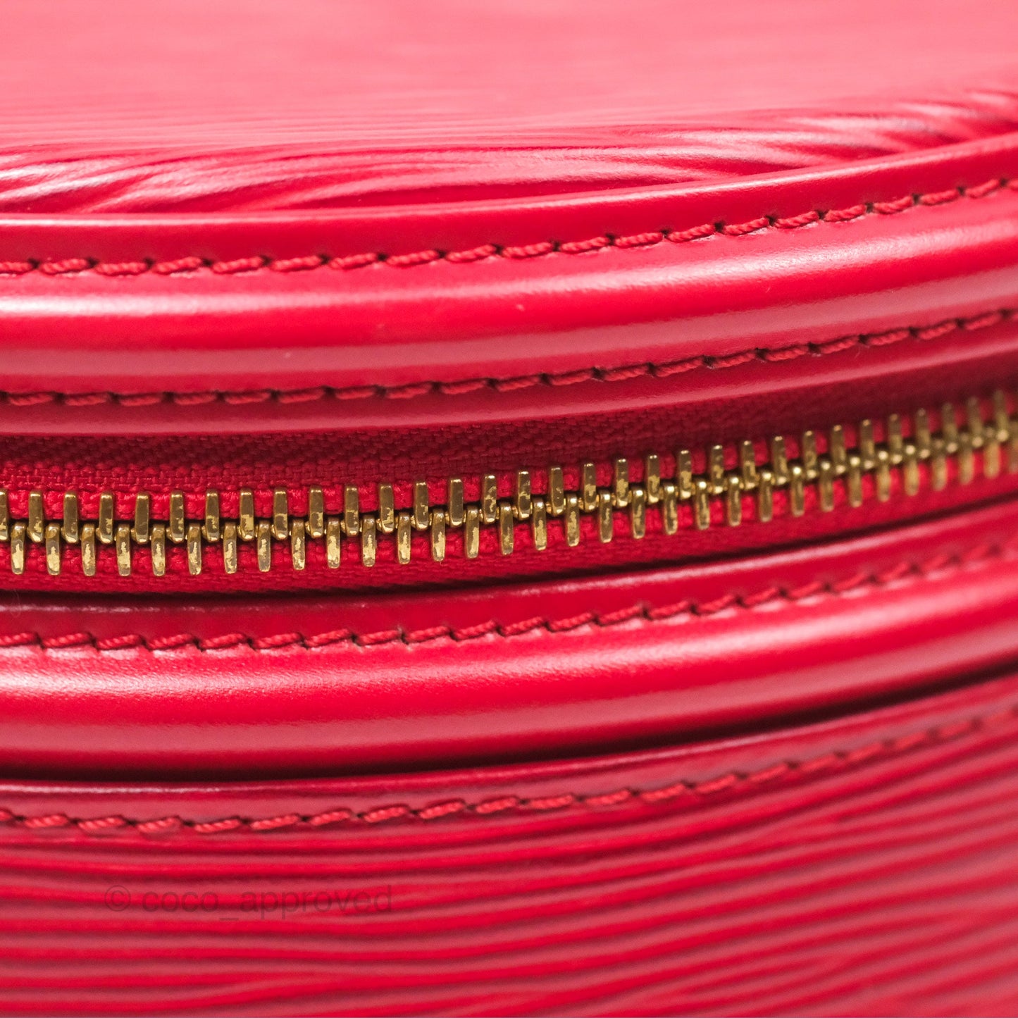 Louis Vuitton Epi Cannes Vanity Handbag Red Gold Hardware