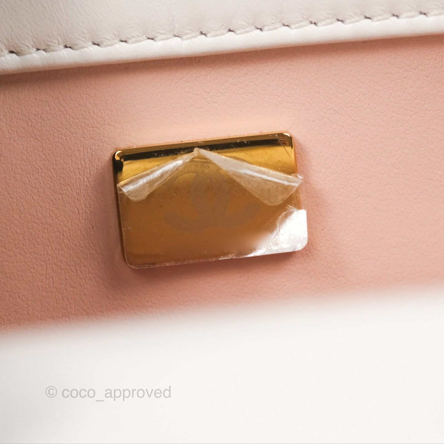 Chanel Quilted Mini Perfect Fit Adjustable White Calfskin Gold Hardware 24C