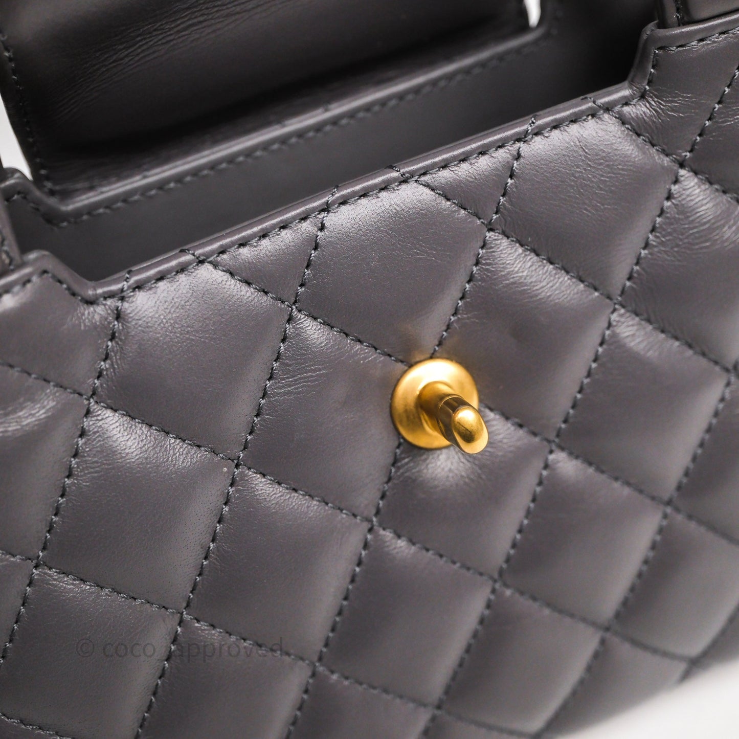 Chanel Kelly Bag Quilted Grey Shiny Crumpled Calfskin Aged Gold Hardware
