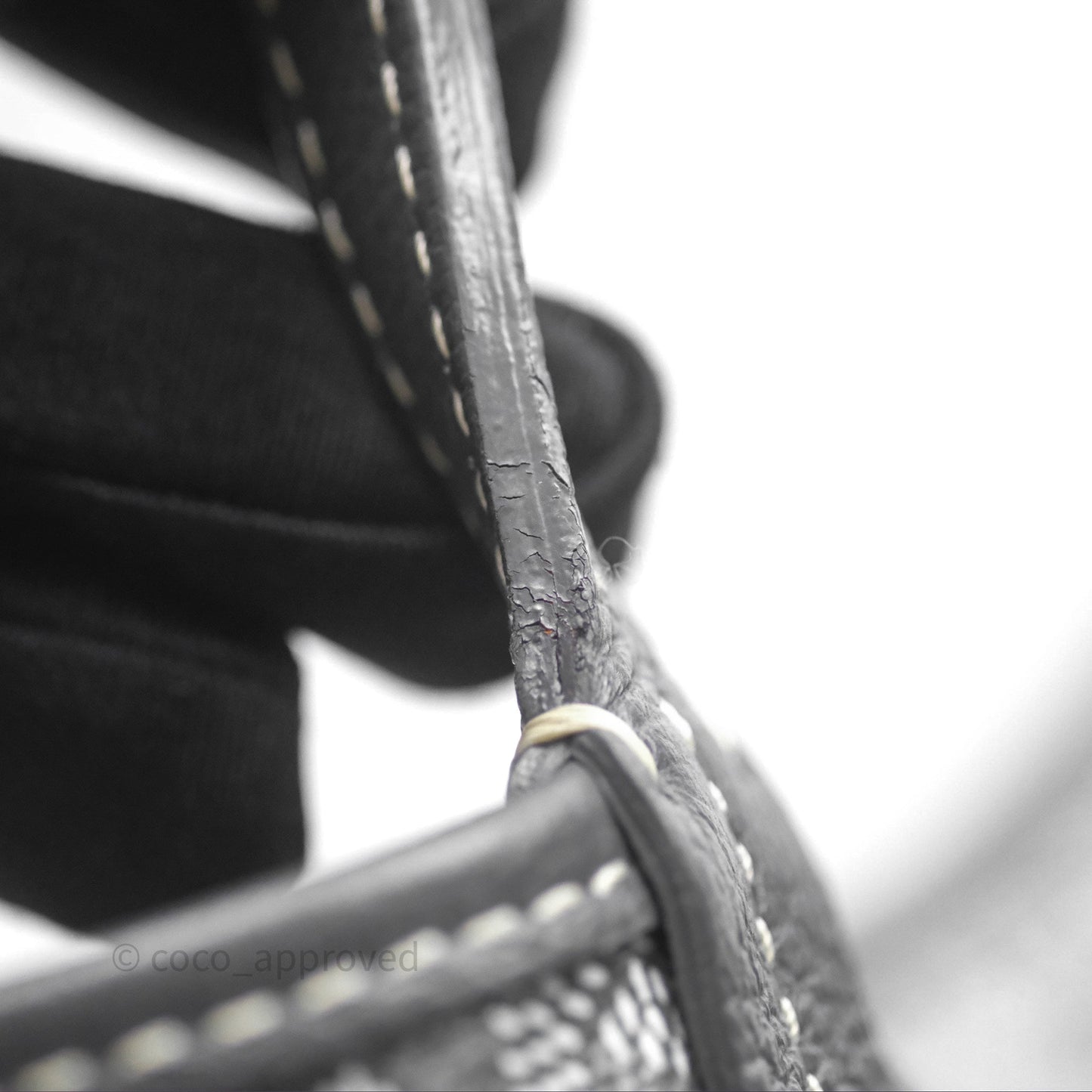 Goyard St Louis Tote PM ⁣⁣⁣⁣⁣⁣⁣⁣⁣⁣⁣⁣⁣⁣⁣⁣⁣⁣⁣⁣Grey