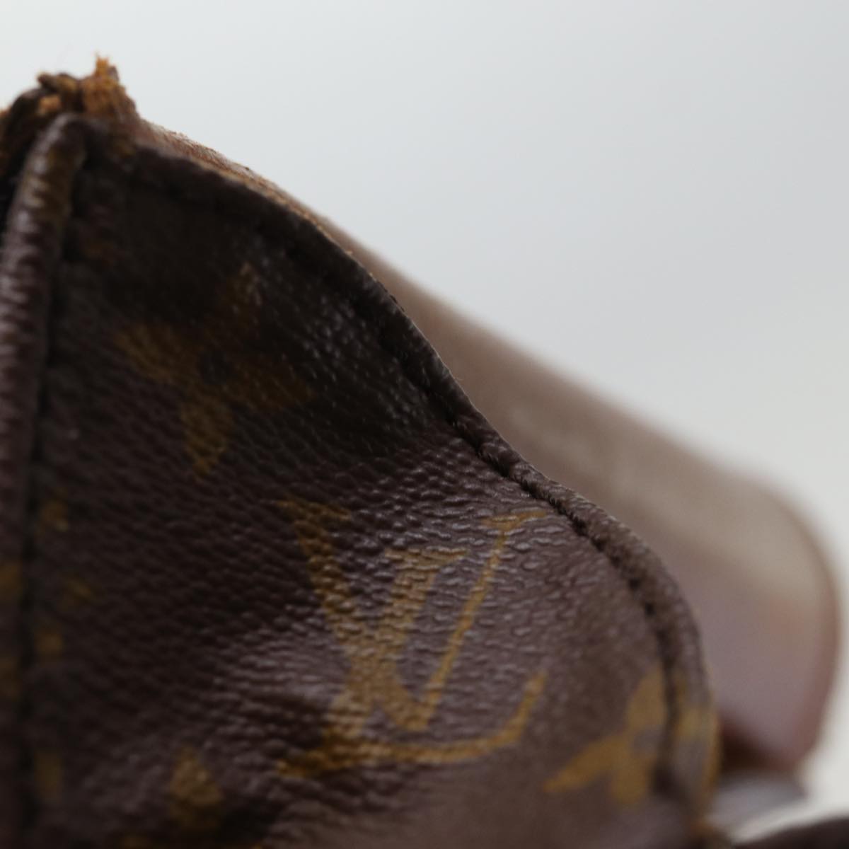LOUIS VUITTON Monogram Cartouchiere MM Shoulder Bag M51253 LV 73297