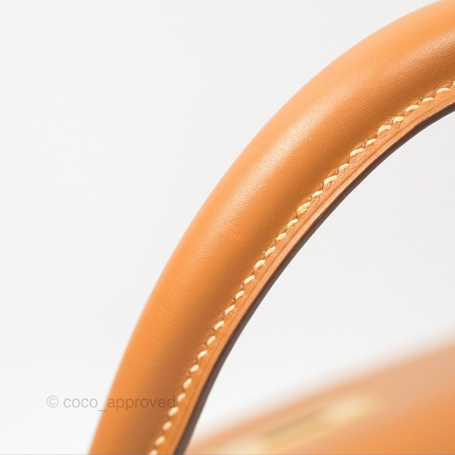 Hermès Vintage Kelly 28 Sellier Gold Calf Gold Hardware