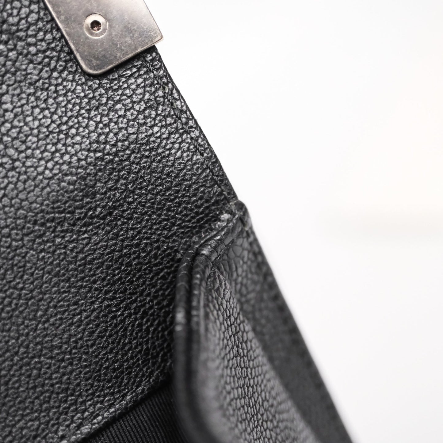 Chanel Quilted New Medium Boy Black Caviar Ruthenium Hardware
