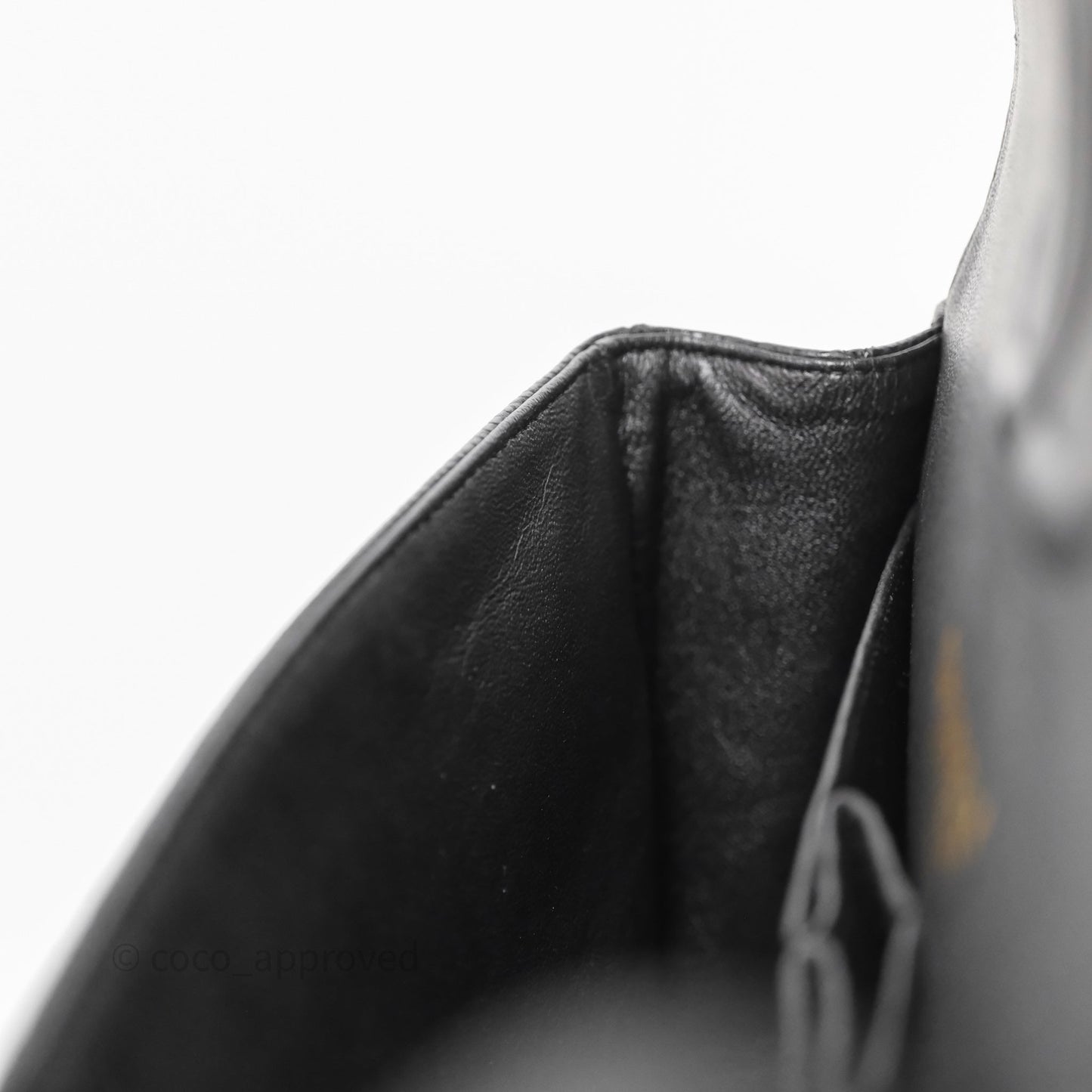 Chanel Classic M/L Medium Flap Quilted Black Caviar Gold Hardware