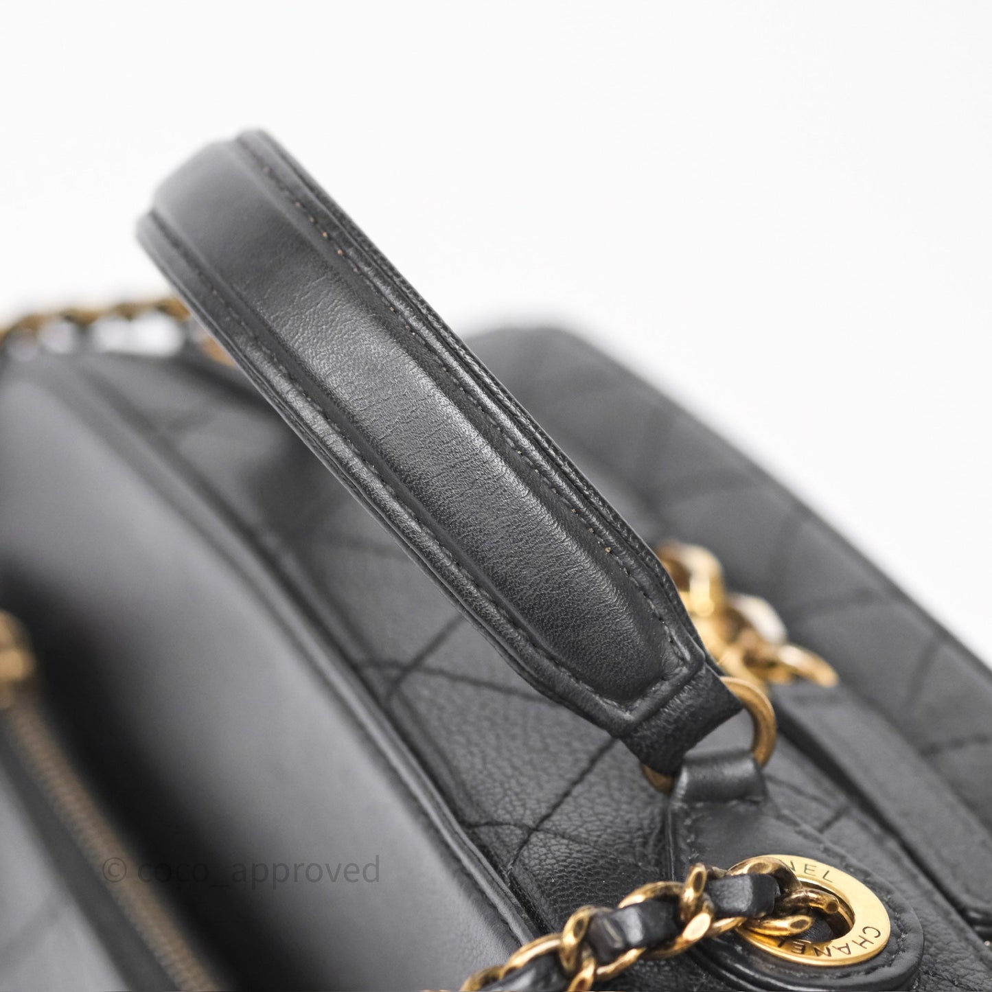 Chanel Coco Curve Vanity Black Calfskin & Goatskin Antique Gold Hardware