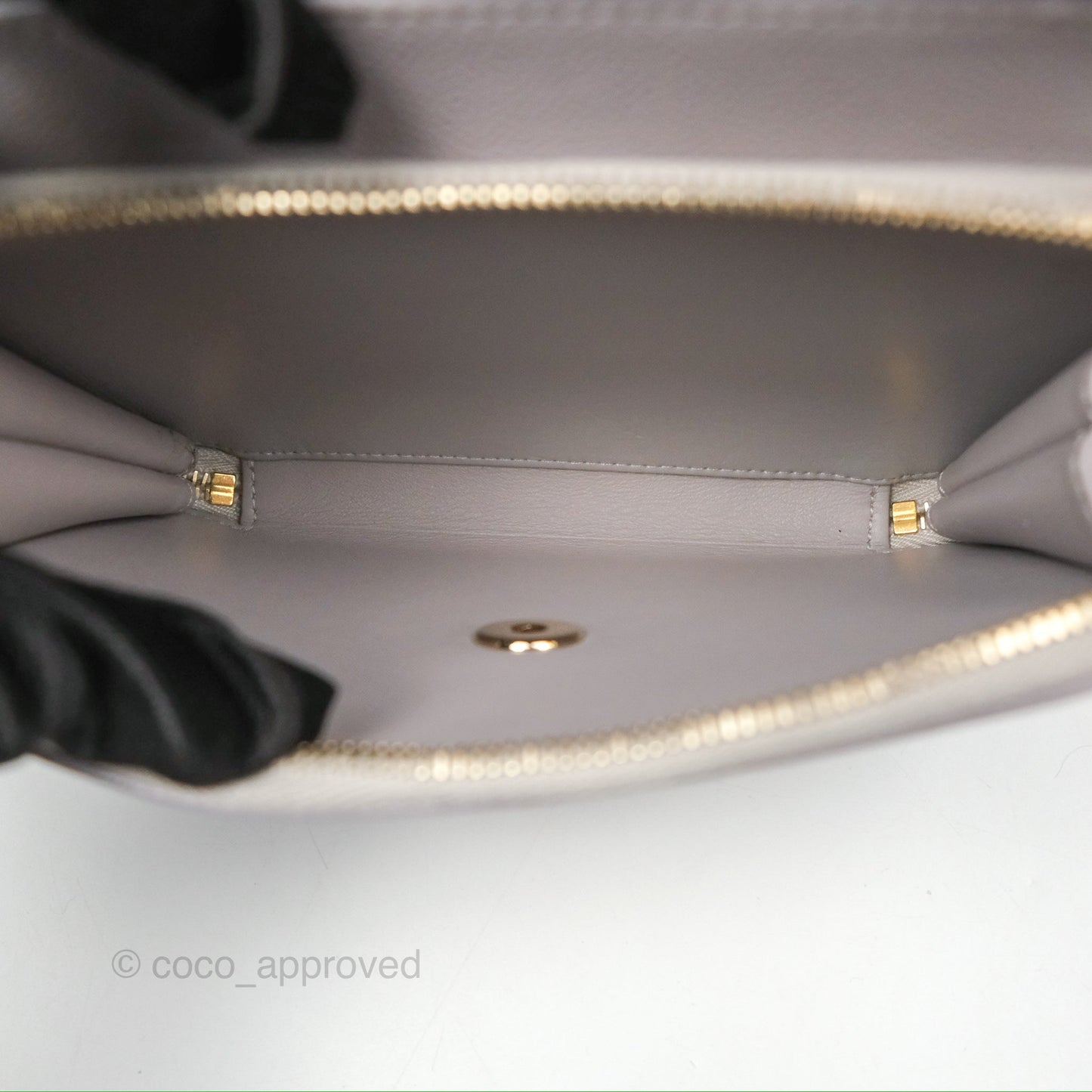 Chanel Quilted Medium Business Affinity Flap Grey Caviar Light Gold Hardware