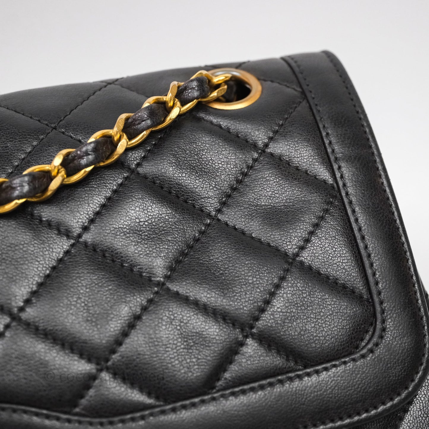 Chanel Quilted Vintage Flap Bag Lambskin Black 24K Gold Hardware